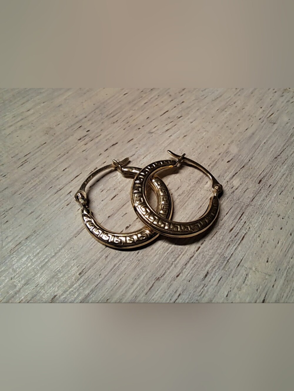 10K Gold Greek Meander Hoop Earrings NWT - Picture 5 of 5